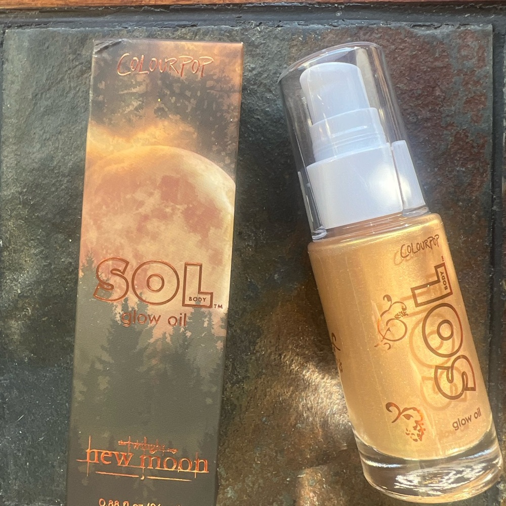 ColourPop SOL Glow Oil - limited edition..it’s a wolf thing NIB